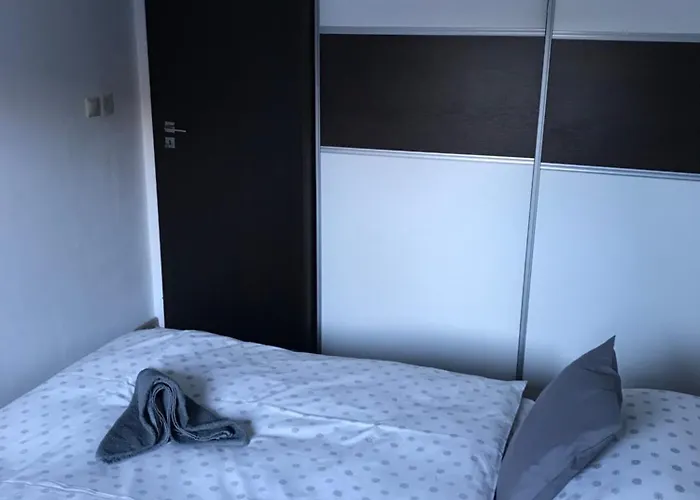 Bystra Apartments Deer And Wolf *