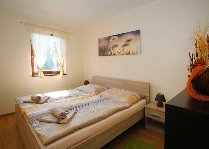 شقة Deer And Wolf *